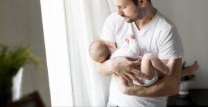 IVF für Männer: Die wichtigsten Fragen zur männlichen Fruchtbarkeit und Vorbereitung